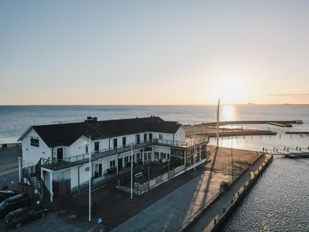 Hotell Hamnen Färjestaden Exterior foto