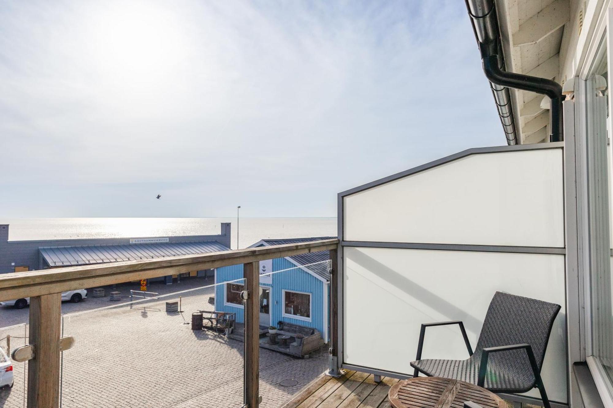 Hotell Hamnen Färjestaden Exterior foto